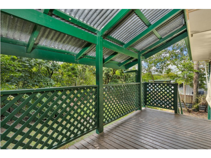 82 Little Street, Manunda QLD 4870