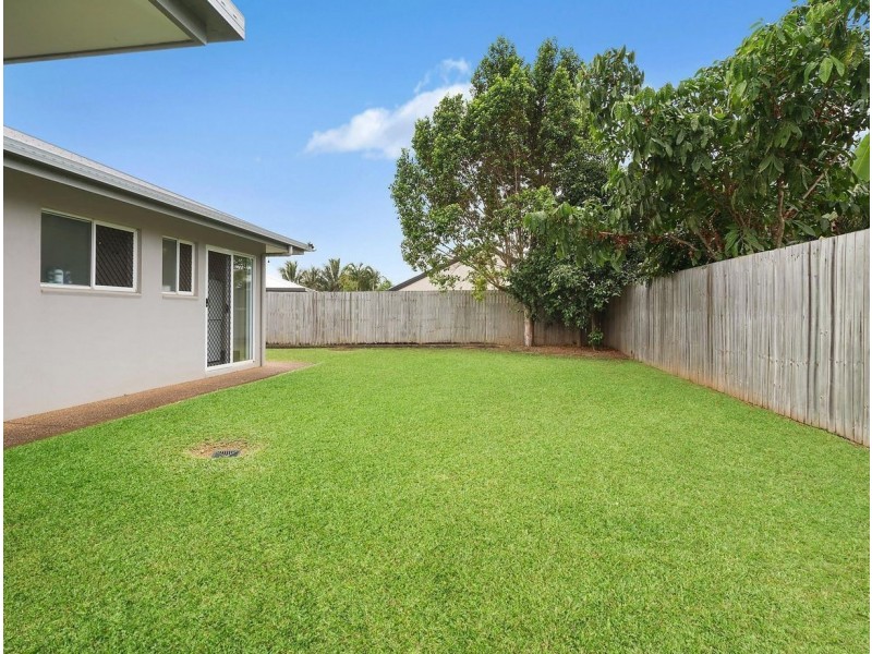 16 Hetherton Street, Smithfield QLD 4878