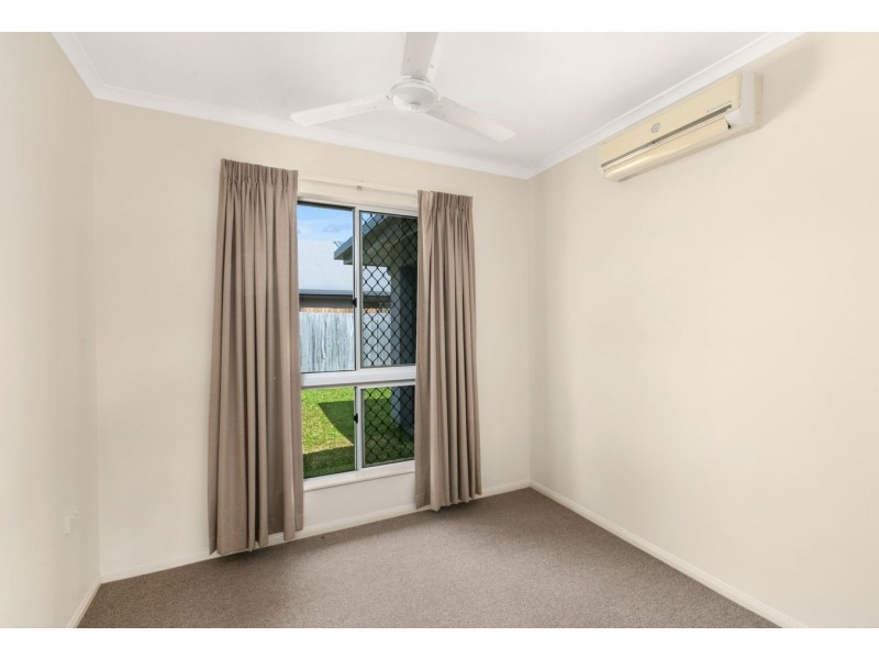 16 Hetherton Street, Smithfield QLD 4878