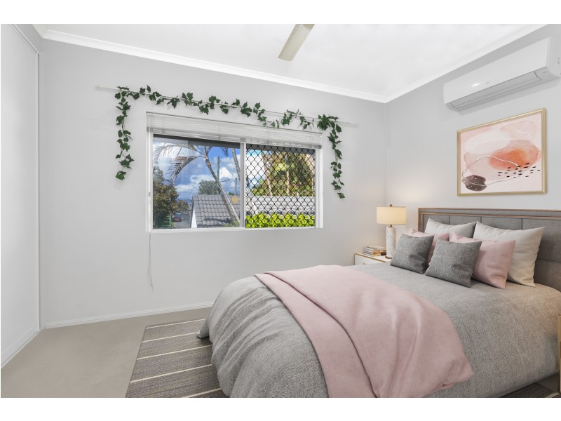 1/34-40 Lily Street, Cairns North QLD 4870