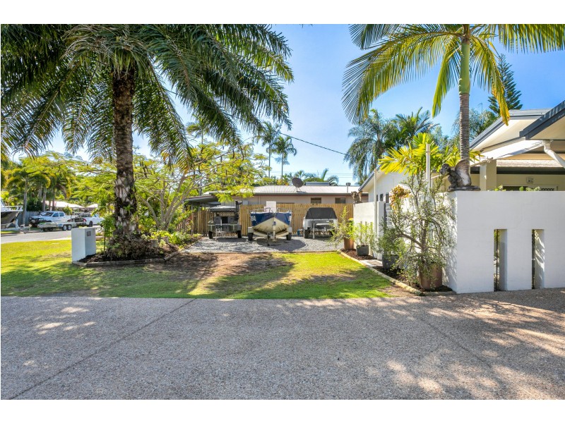 11 Josephine Close, Yorkeys Knob QLD 4878