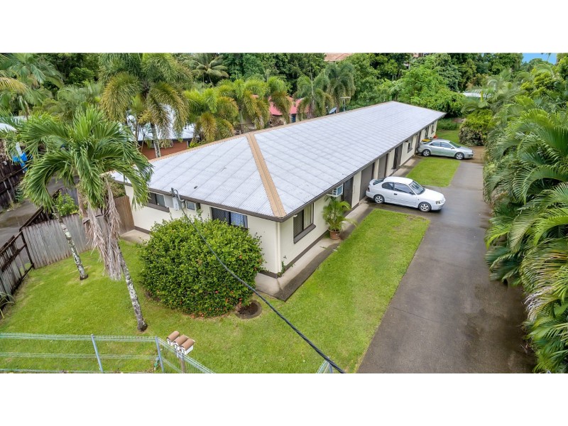 13 Sandown Close, Woree QLD 4868