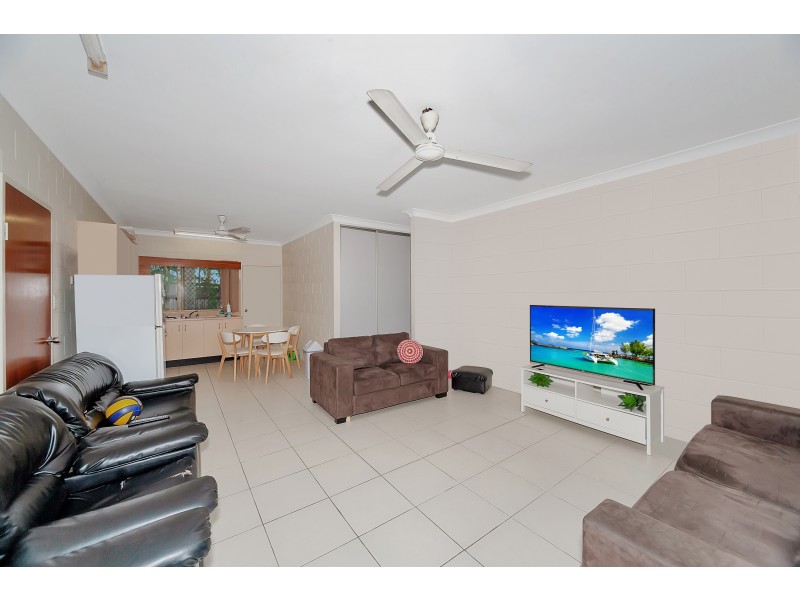 13 Sandown Close, Woree QLD 4868