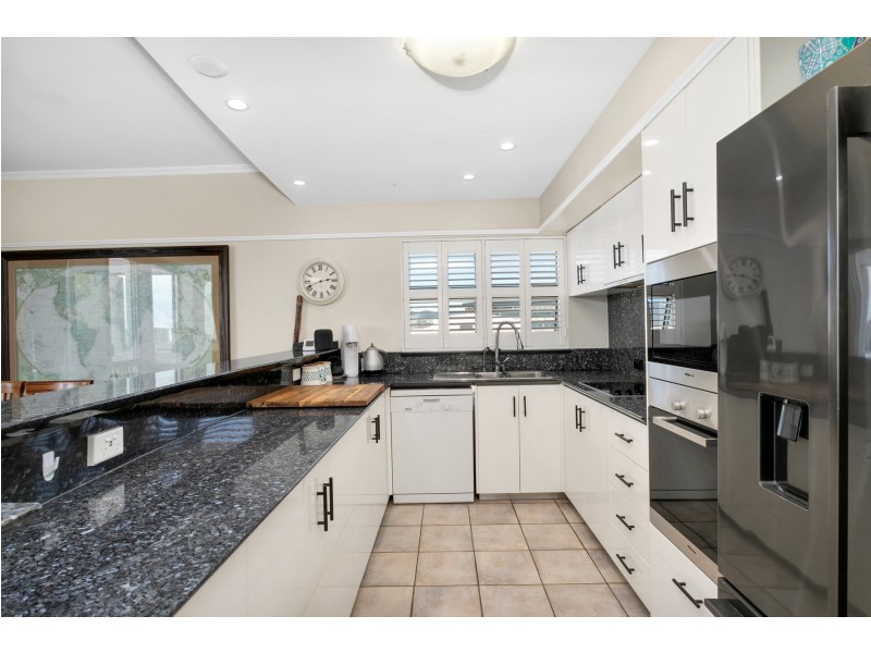 27/73 Spence Street, Cairns City QLD 4870