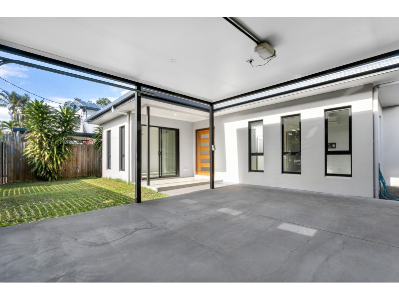 13 Ward Street, Mooroobool QLD 4870