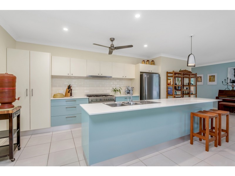 19 Jak Gee Street, Redlynch QLD 4870