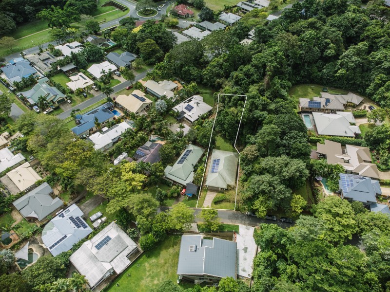 19 Jak Gee Street, Redlynch QLD 4870