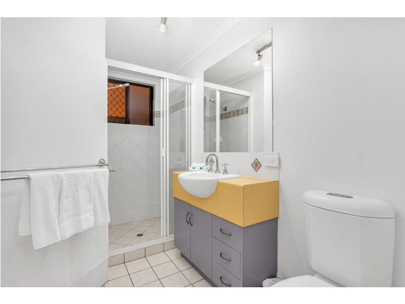 29/253-255 Lake Street, Cairns North QLD 4870