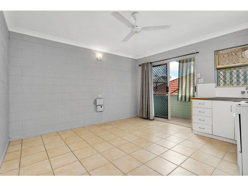 12/248 Sheridan Street, Cairns North QLD 4870