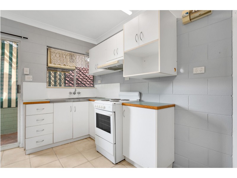 12/248 Sheridan Street, Cairns North QLD 4870