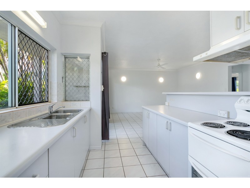 8/1 Quetta Close, Manoora QLD 4870