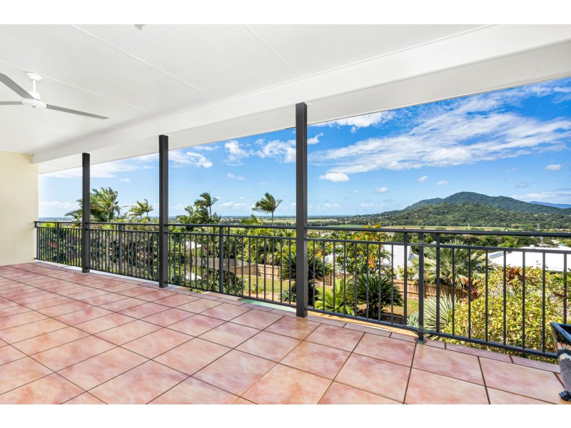 12 Alstonia Close, Redlynch QLD 4870