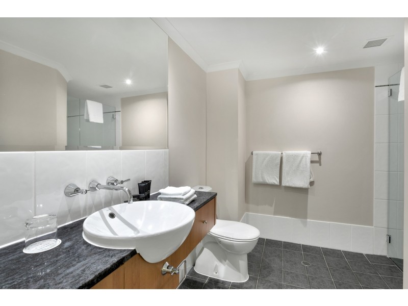 73/1 Veivers Road, Palm Cove QLD 4879