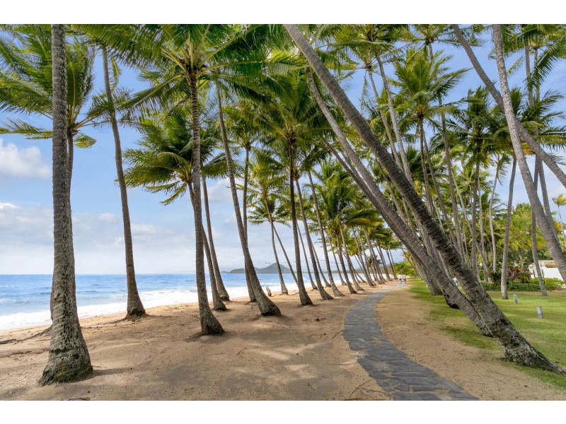 73/1 Veivers Road, Palm Cove QLD 4879
