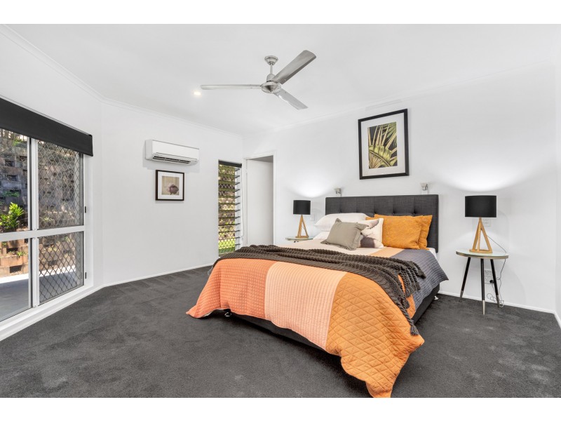 37 Gouldian Street, Bayview Heights QLD 4868