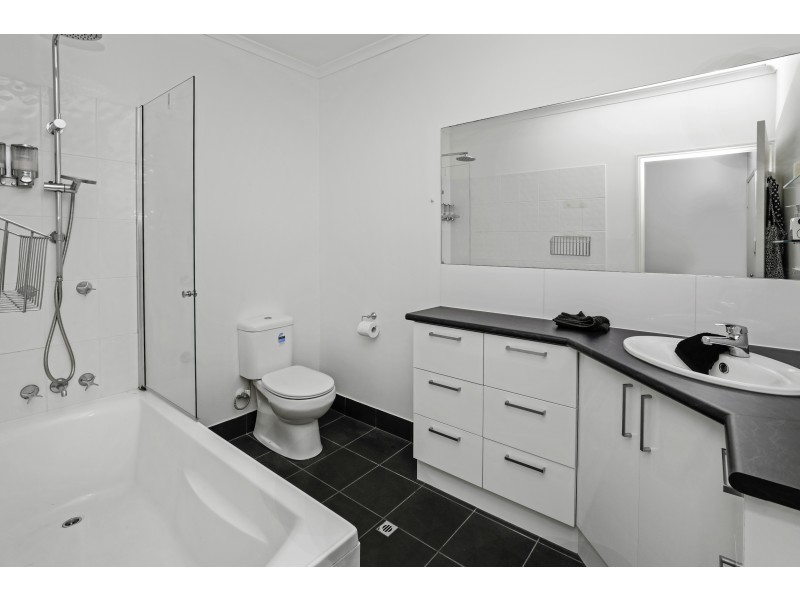 12/36 Springfield Crescent, Manoora QLD 4870