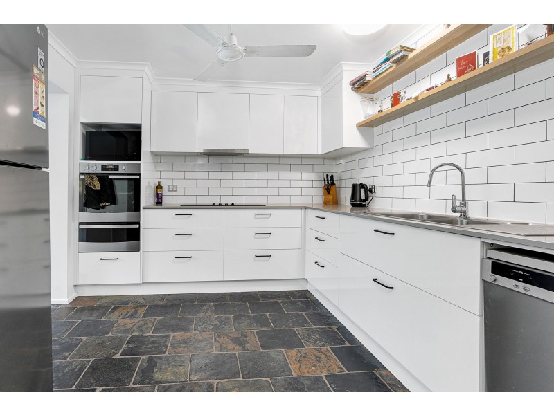 3 Kurrajong Street, Earlville QLD 4870