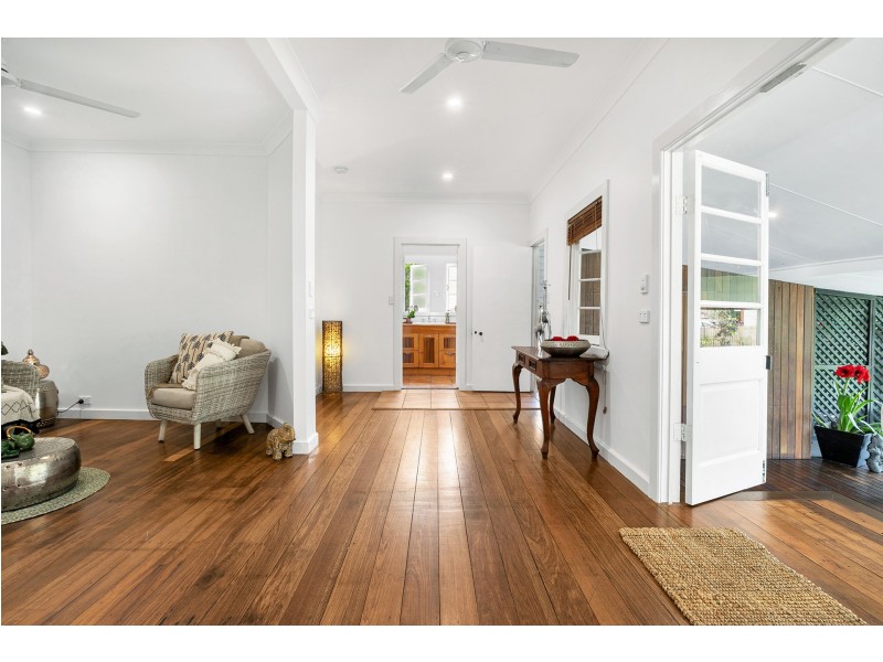 85 Tills Street, Westcourt QLD 4870