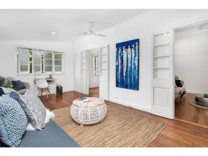 85 Tills Street, Westcourt QLD 4870