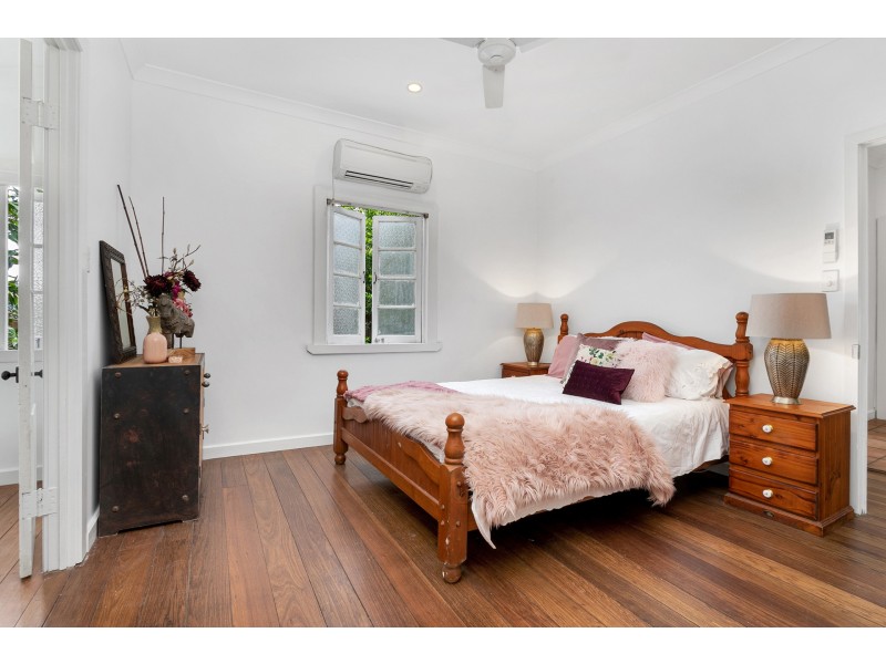 85 Tills Street, Westcourt QLD 4870