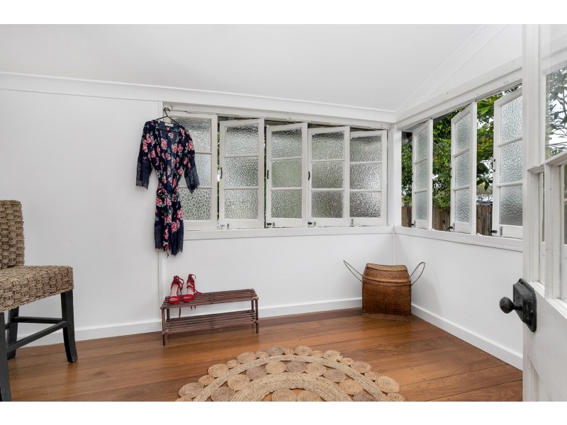 85 Tills Street, Westcourt QLD 4870