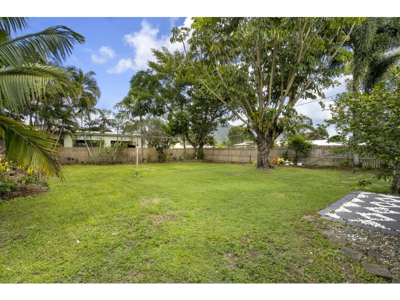 85 Tills Street, Westcourt QLD 4870