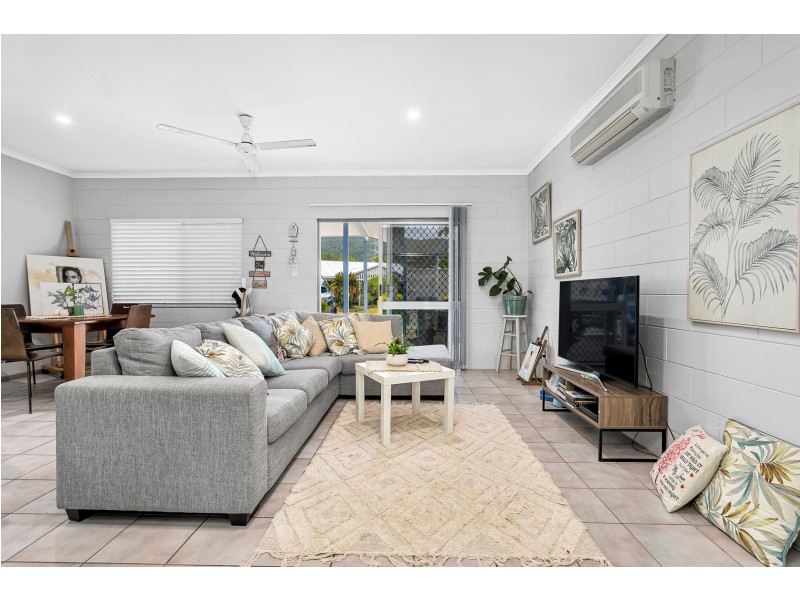 9/2-4 Lake Placid Road, Caravonica QLD 4878