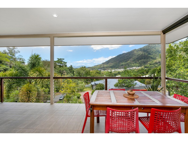 21 Barossa Close, Brinsmead QLD 4870