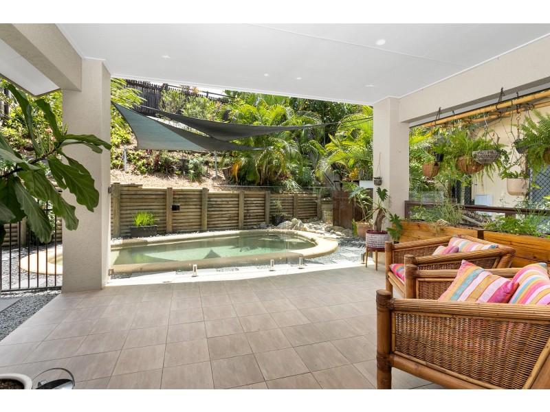 21 Barossa Close, Brinsmead QLD 4870