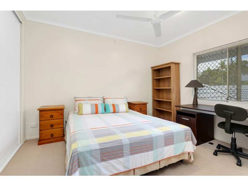 19/34-40 Lily Street, Cairns North QLD 4870