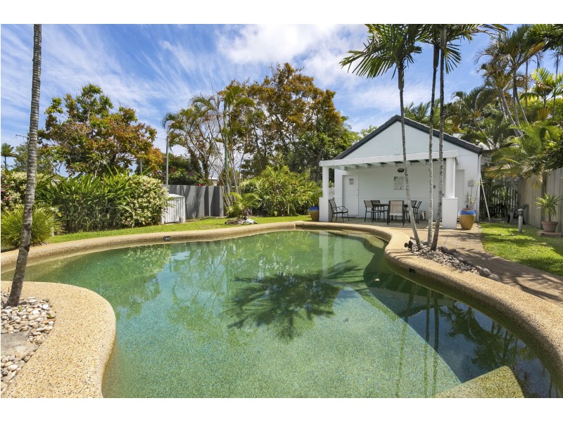 19/34-40 Lily Street, Cairns North QLD 4870