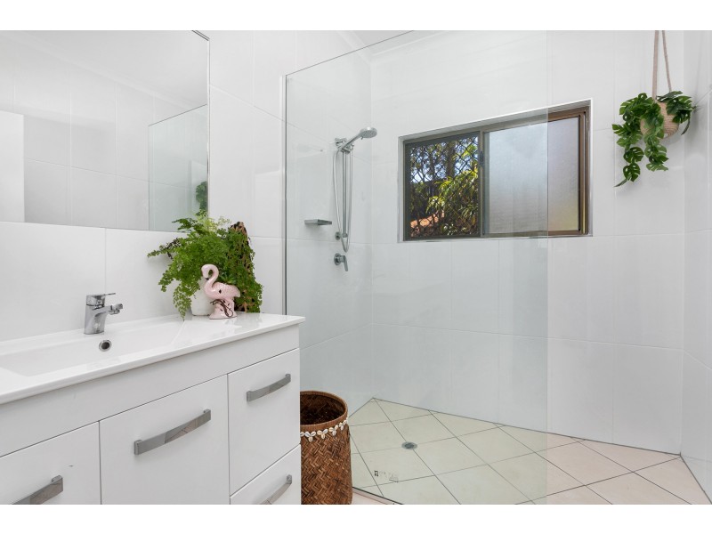 21 Barnes Street, Earlville QLD 4870