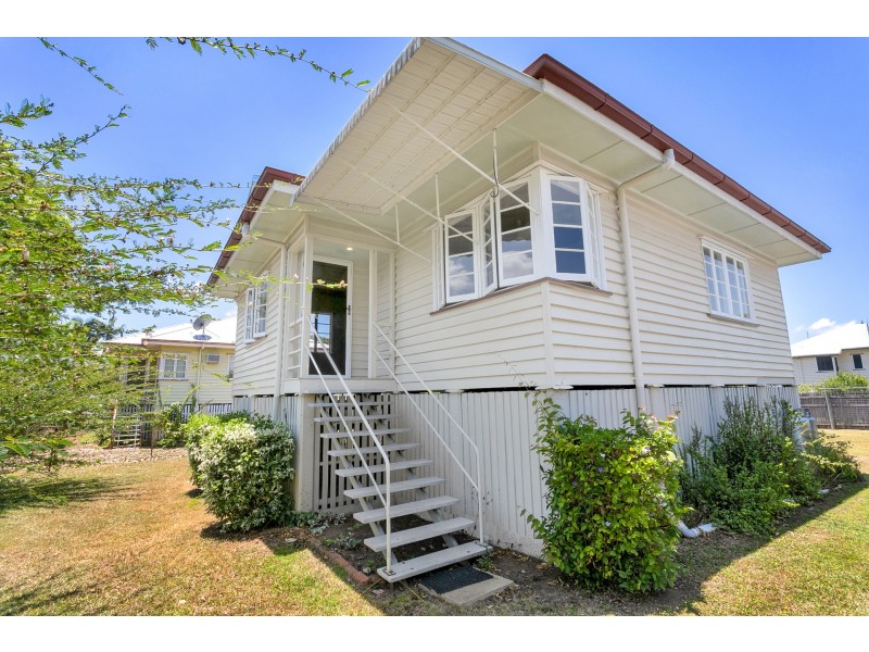 61 Balaclava Road, Earlville QLD 4870