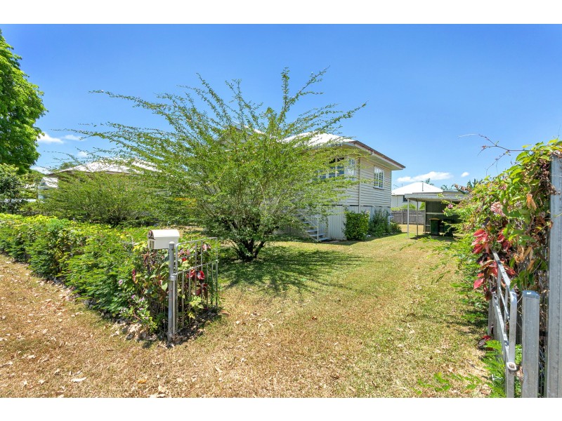 61 Balaclava Road, Earlville QLD 4870