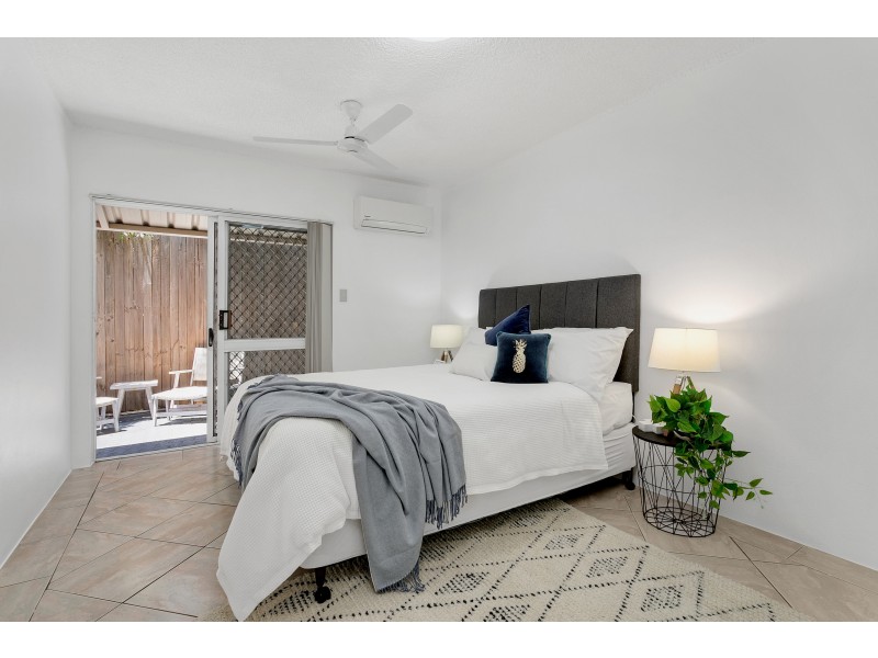 1/11 Balaclava Road, Earlville QLD 4870