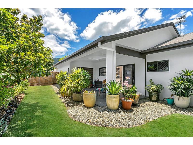 6 Kingsley Close, White Rock QLD 4868