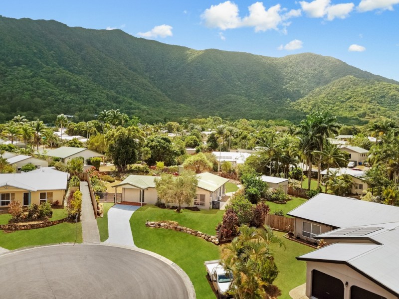 3 Tallow Wood Close, Redlynch QLD 4870