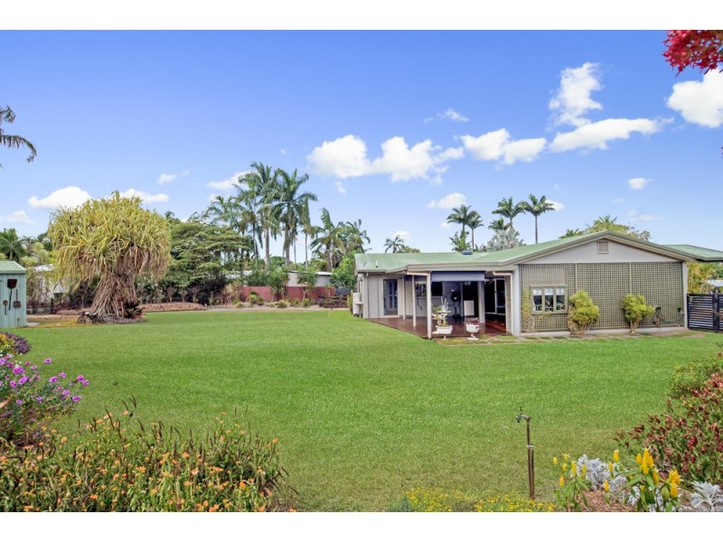 3 Tallow Wood Close, Redlynch QLD 4870