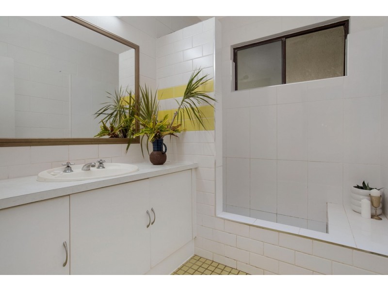 40 Moresby Street, Trinity Beach QLD 4879