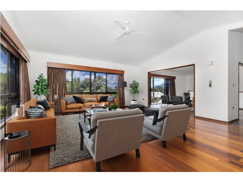 1-3 Sommerville Crescent, Whitfield QLD 4870