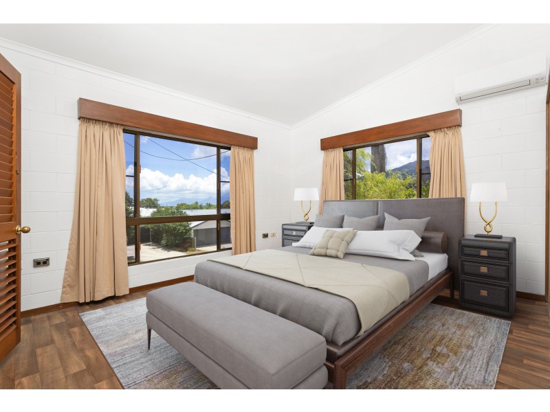 1-3 Sommerville Crescent, Whitfield QLD 4870