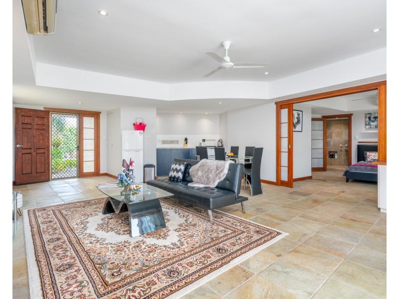 1-4 Koppen Terrace, Cairns QLD 4870