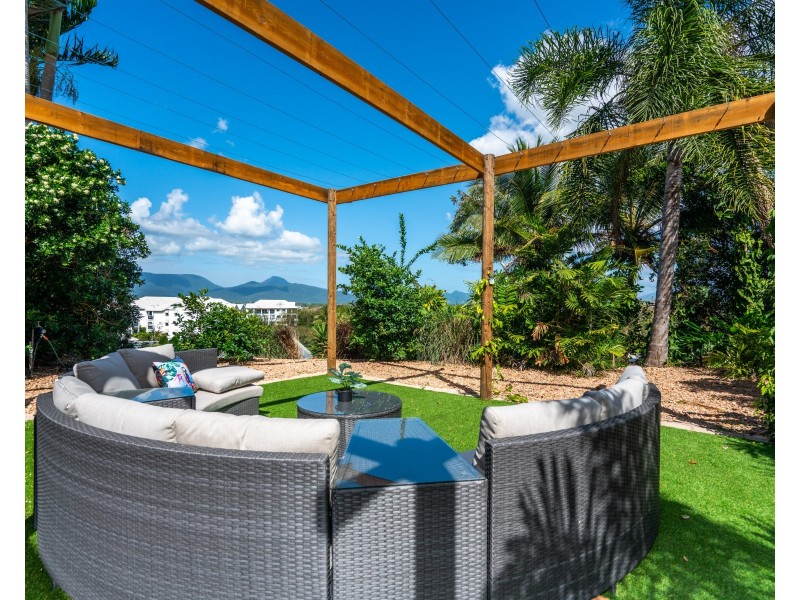 1-4 Koppen Terrace, Cairns QLD 4870