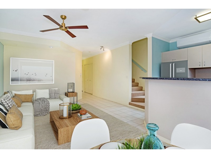 10/10 Grantala Street, Manoora QLD 4870