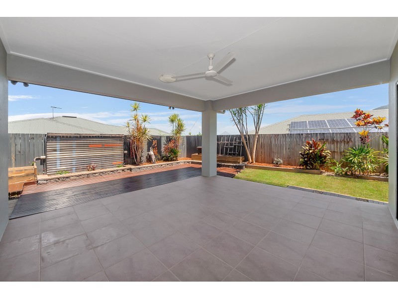50 Ainscow Drive, Bentley Park QLD 4869