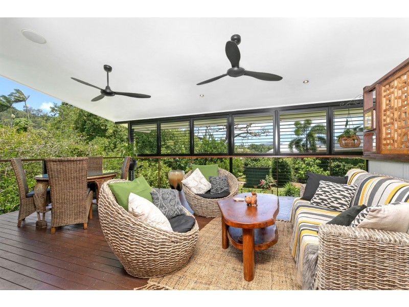 334 Pease Street, Edge Hill QLD 4870