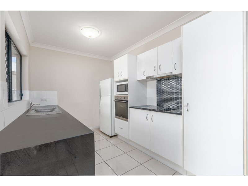 5 Rothesay Bend, Trinity Park QLD 4879
