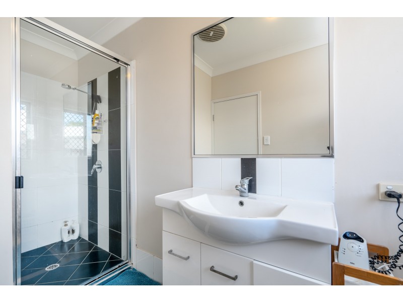 5 Rothesay Bend, Trinity Park QLD 4879