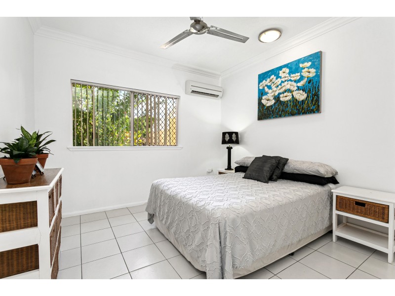 4/2 Springfield Crescent, Manoora QLD 4870