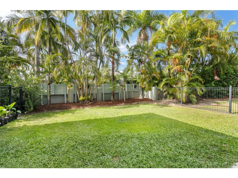 4/2 Springfield Crescent, Manoora QLD 4870